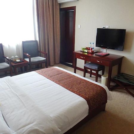 Kunming Guofang Hotel Exteriör bild